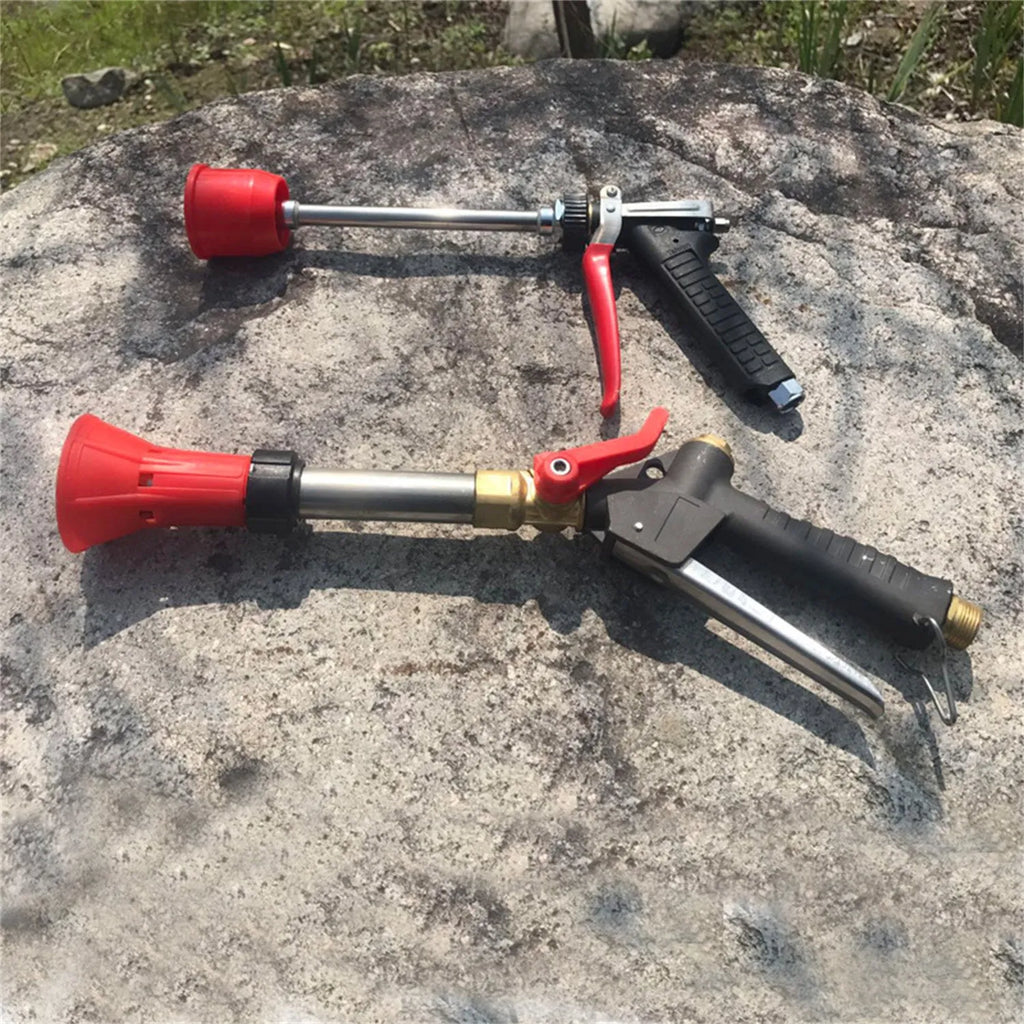 Submachine gun style agricultural spray gun for pesticide application