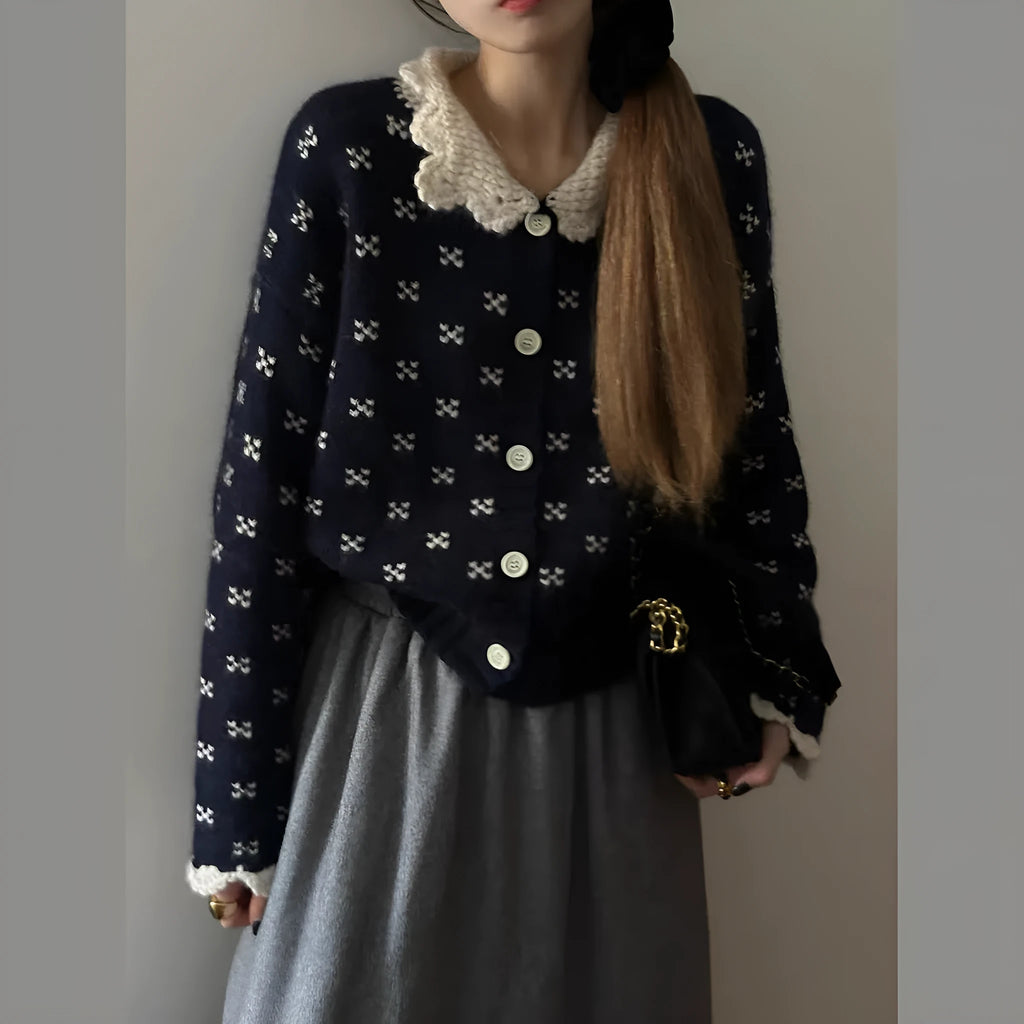 Retro Peter Pan collar knitted cardigan coat with floral pattern in free size