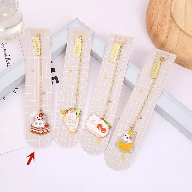 Jane Lime Foodie cat metal pendant bookmark with cartoon design measuring 3.8cm by 18.3cm