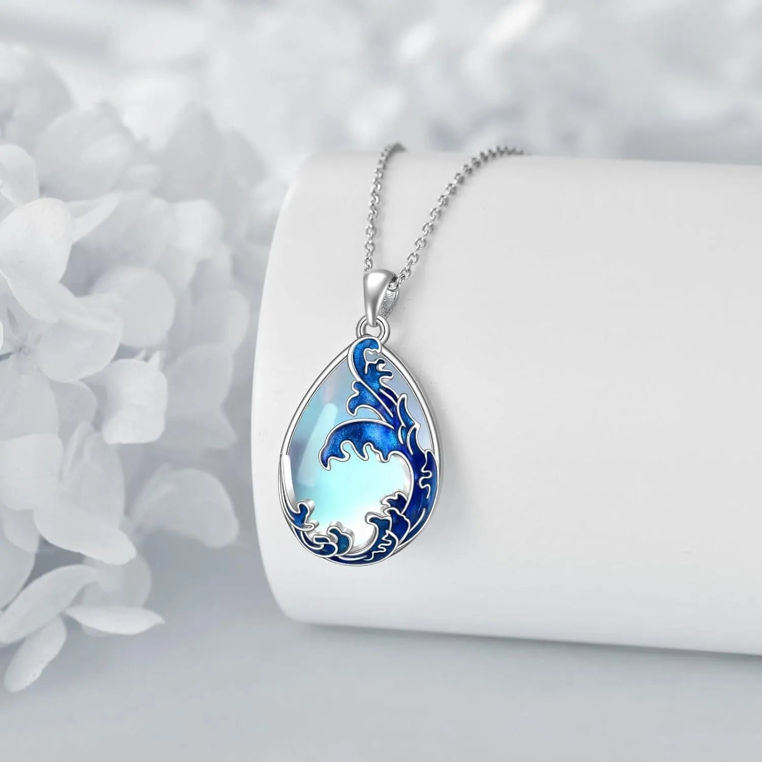 Moonstone blue heart-shaped alloy pendant necklace for women on chain