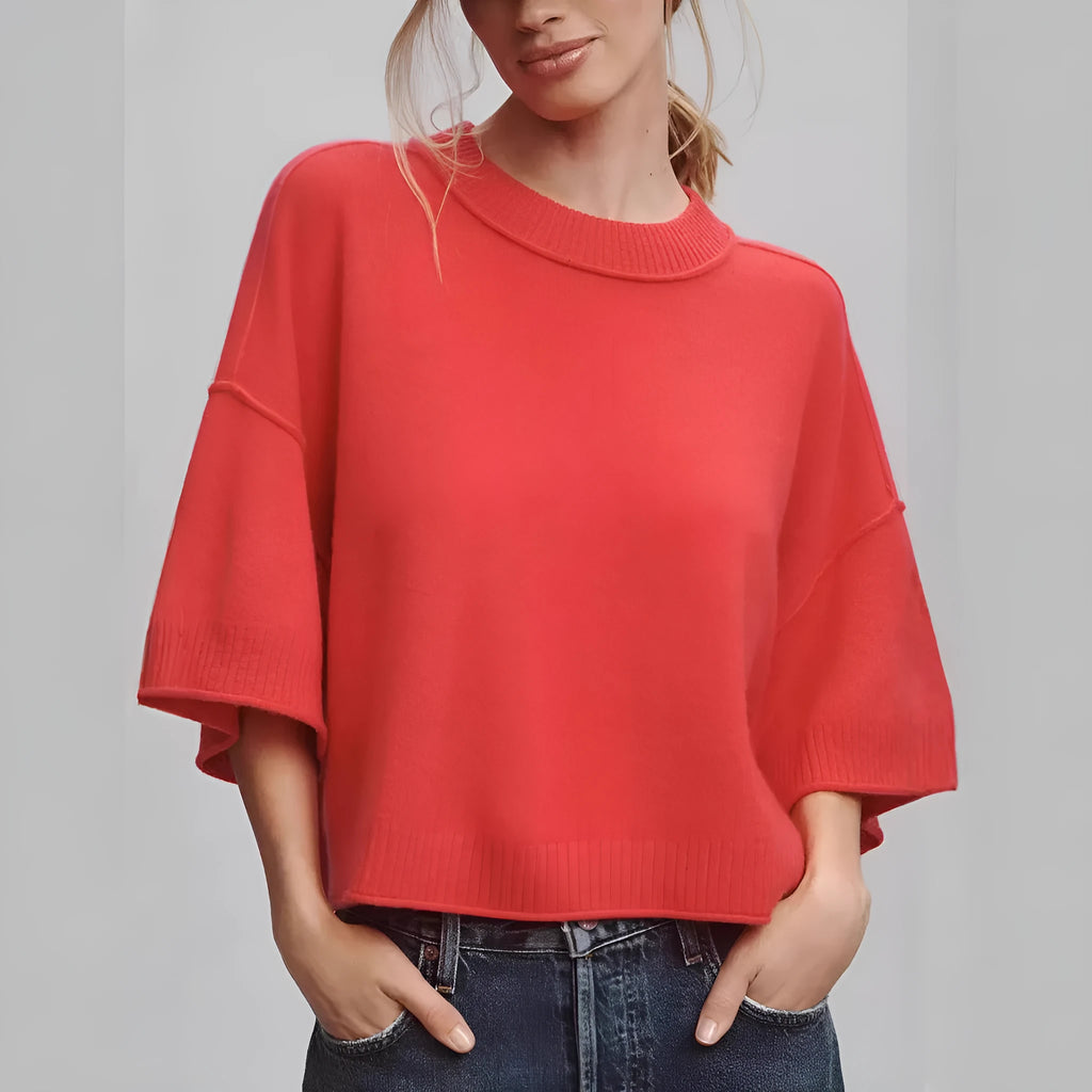 Red and white short T-shirt with an exposed navel design, made from viscose fibre.