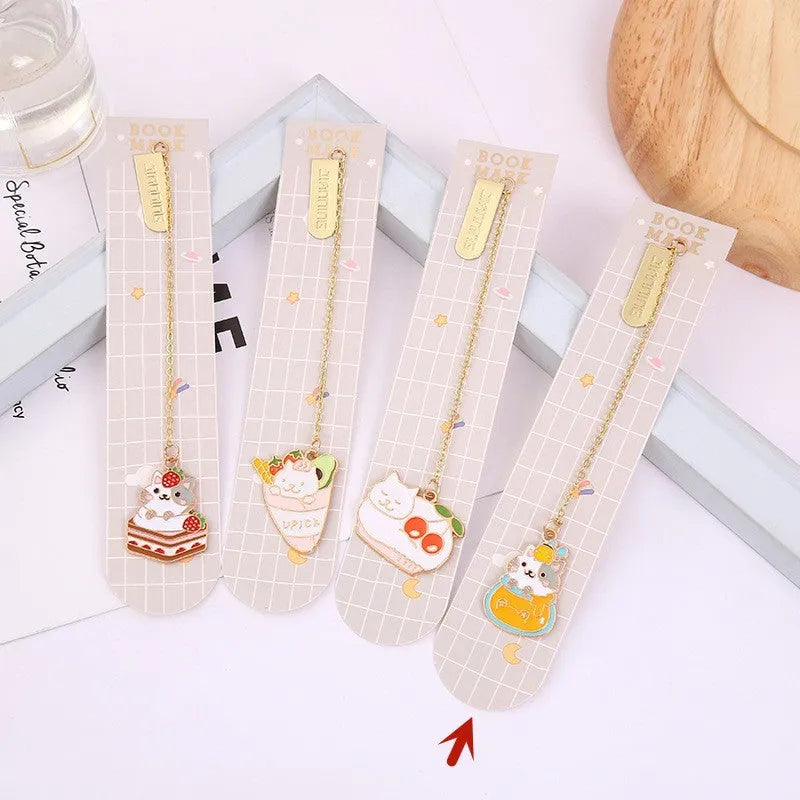 Jane Lime Foodie cat metal pendant bookmark with cartoon design measuring 3.8cm by 18.3cm