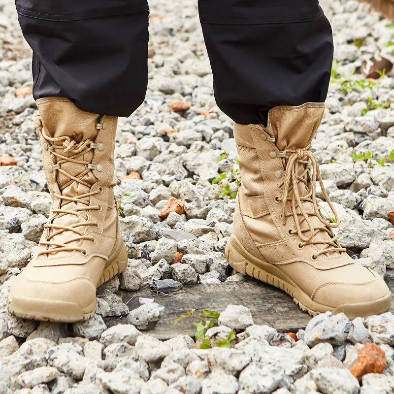 Yulong Summer Combat Boots in black and sand colour, tactical desert boots for outdoor use.