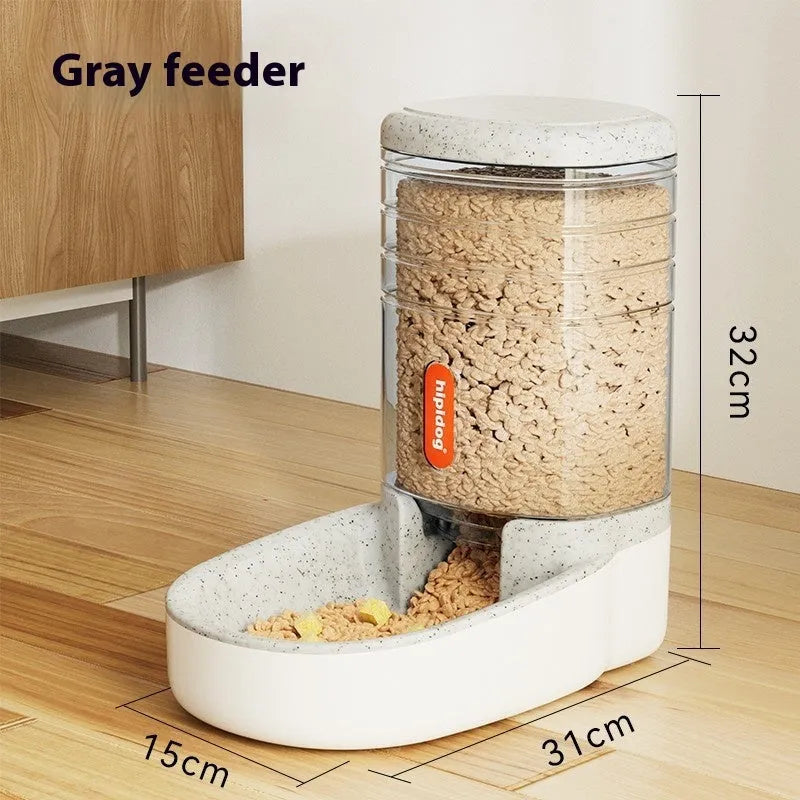 Grey automatic pet water fountain with 3.8-litre capacity for dogs and cats