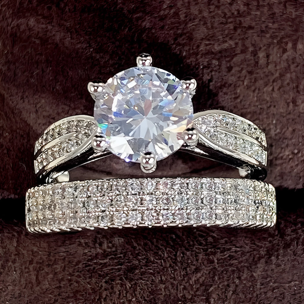 White gold colour geometric round wedding combined ring bracelet shown on hand