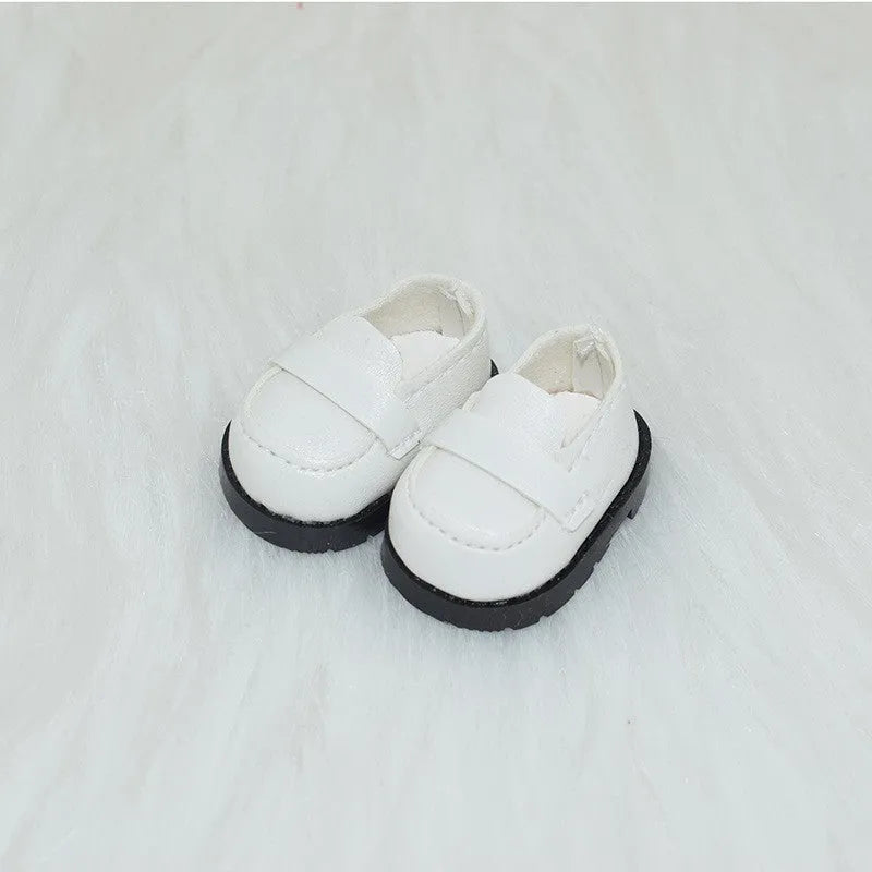 Doll replacement shoes for 17cm figures in multiple styles and colours
