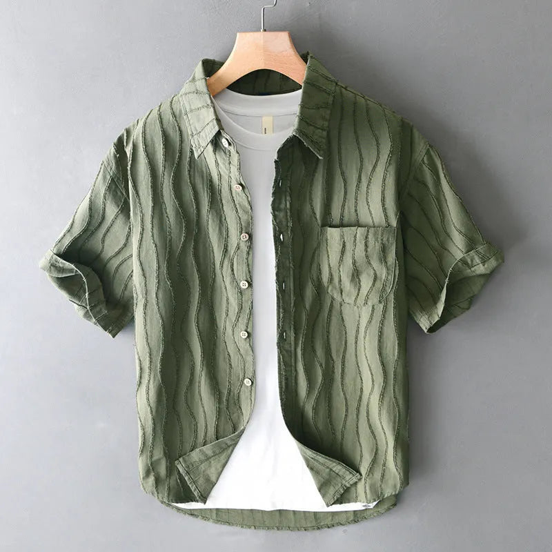 Men's pure cotton short sleeve casual shirt in loose Japanese fresh style available in apricot or army green