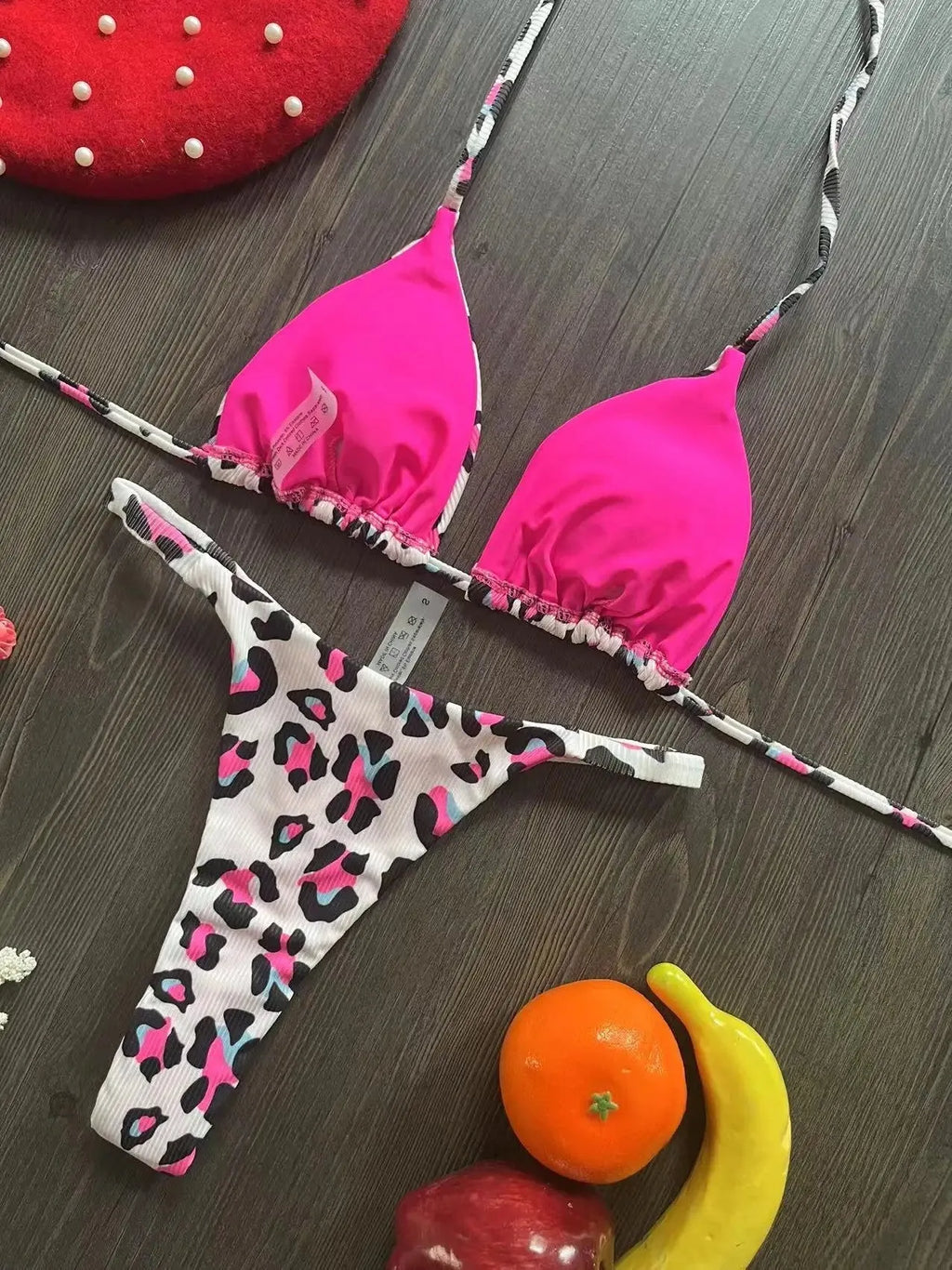 Women's printed bikini swimsuit with cotton lining in brief style for swimming sports