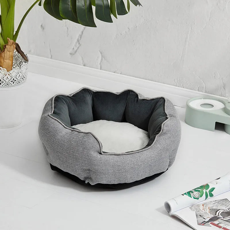 Octagonal pet bed with removable mats in blue colour for cats and small dogs