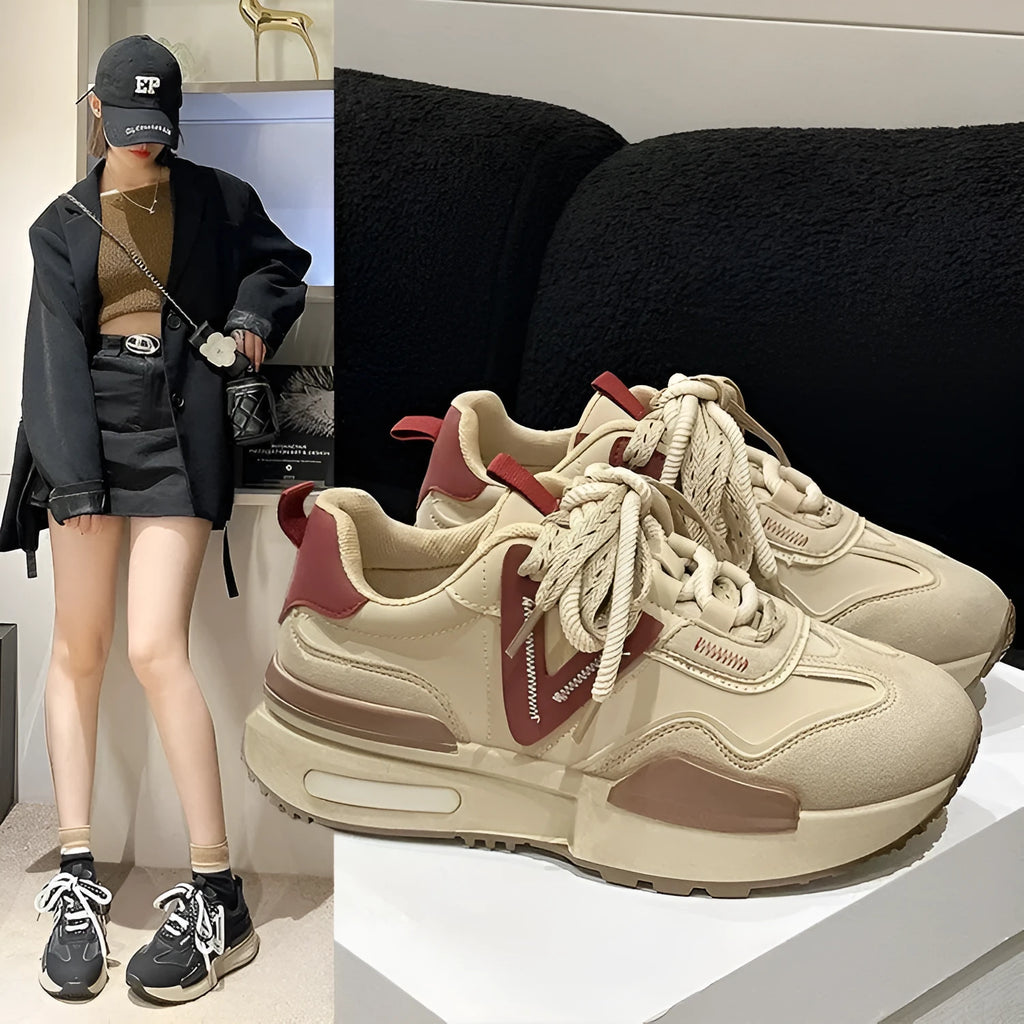 Women's black retro platform sports shoes with a round toe and lace-up front.