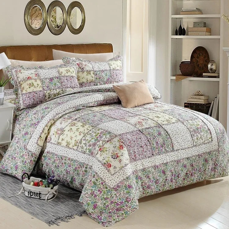 Pure cotton quilted bedspread three-piece set with pillowcases on a bed