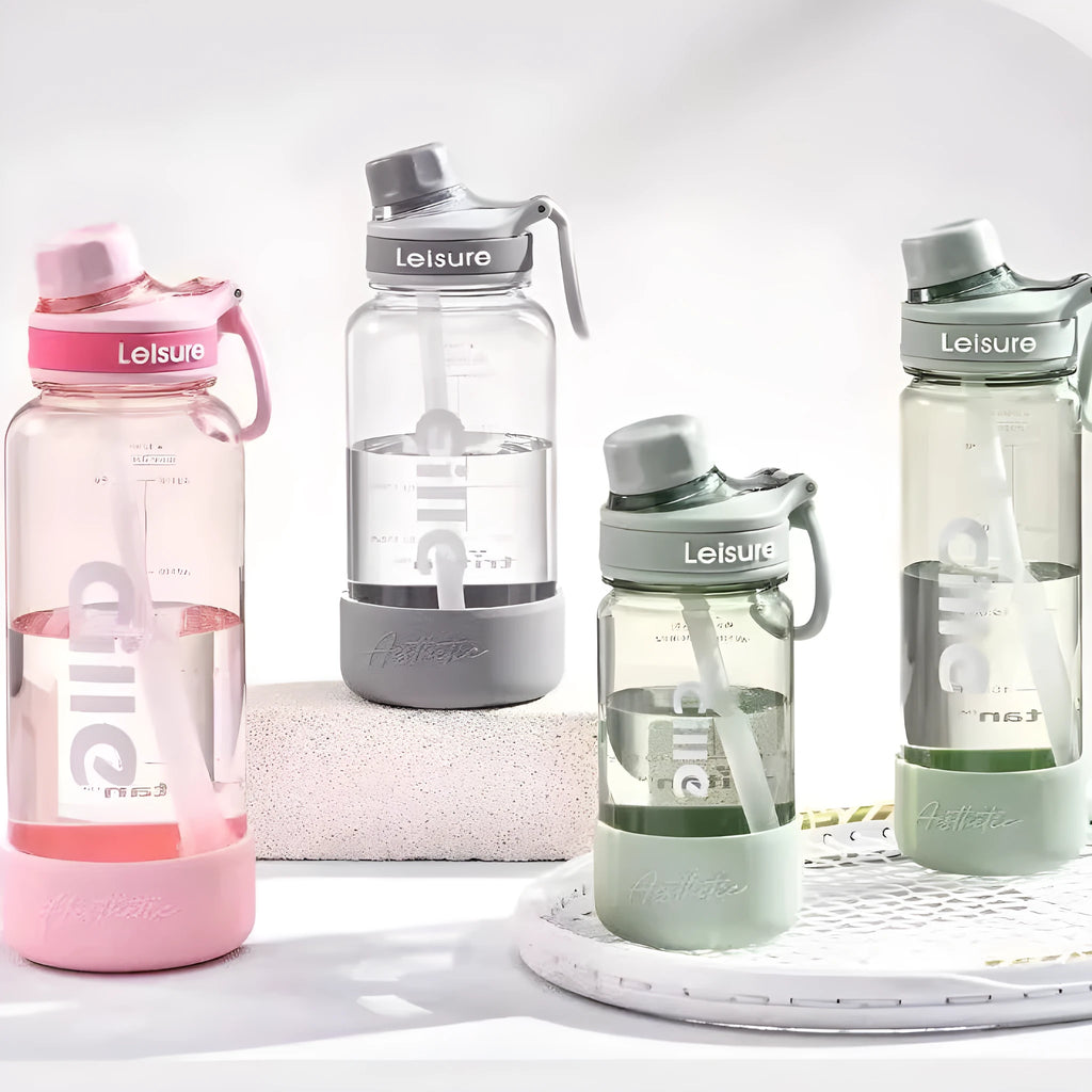 Grey, green and pink plastic drinking cups in 520ml, 780ml and 1000ml sizes with heat resistance