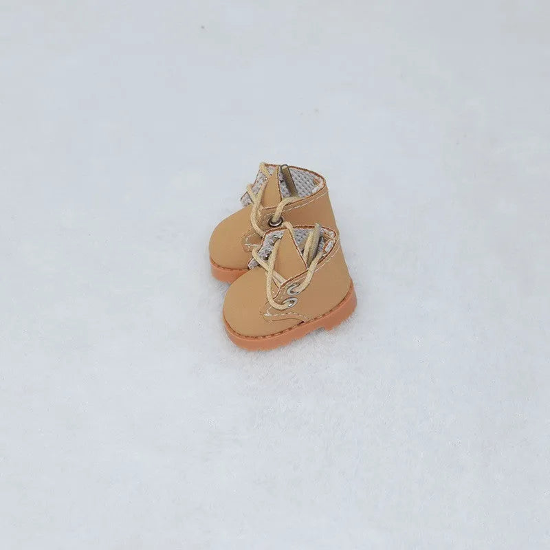 Doll replacement shoes for 17cm figures in multiple styles and colours