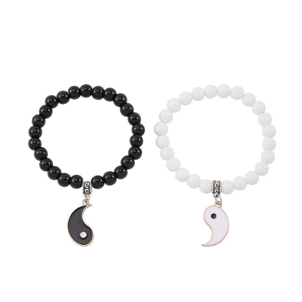 Eight-diagram-shaped geometric appetizer bracelet in electroplated alloy with unisex design for travel commemoration gifting