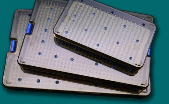 Silicone disinfection box for UV sterilisers in large, medium, and small sizes.