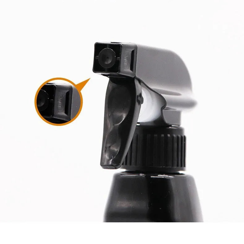 550ml bottle of nanotechnology automotive coating wax for car paint protection.