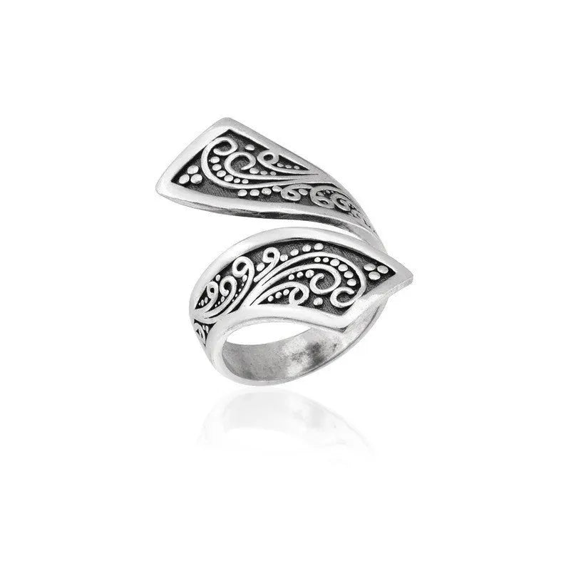 Silver retro minimalist adjustable ring for women showing electroplated alloy construction