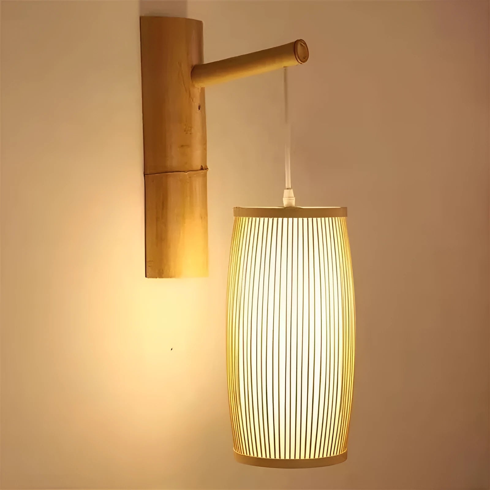 Natural bamboo plait decorative lamp with E27 holder, 15cm diameter, for hall or staircase lighting