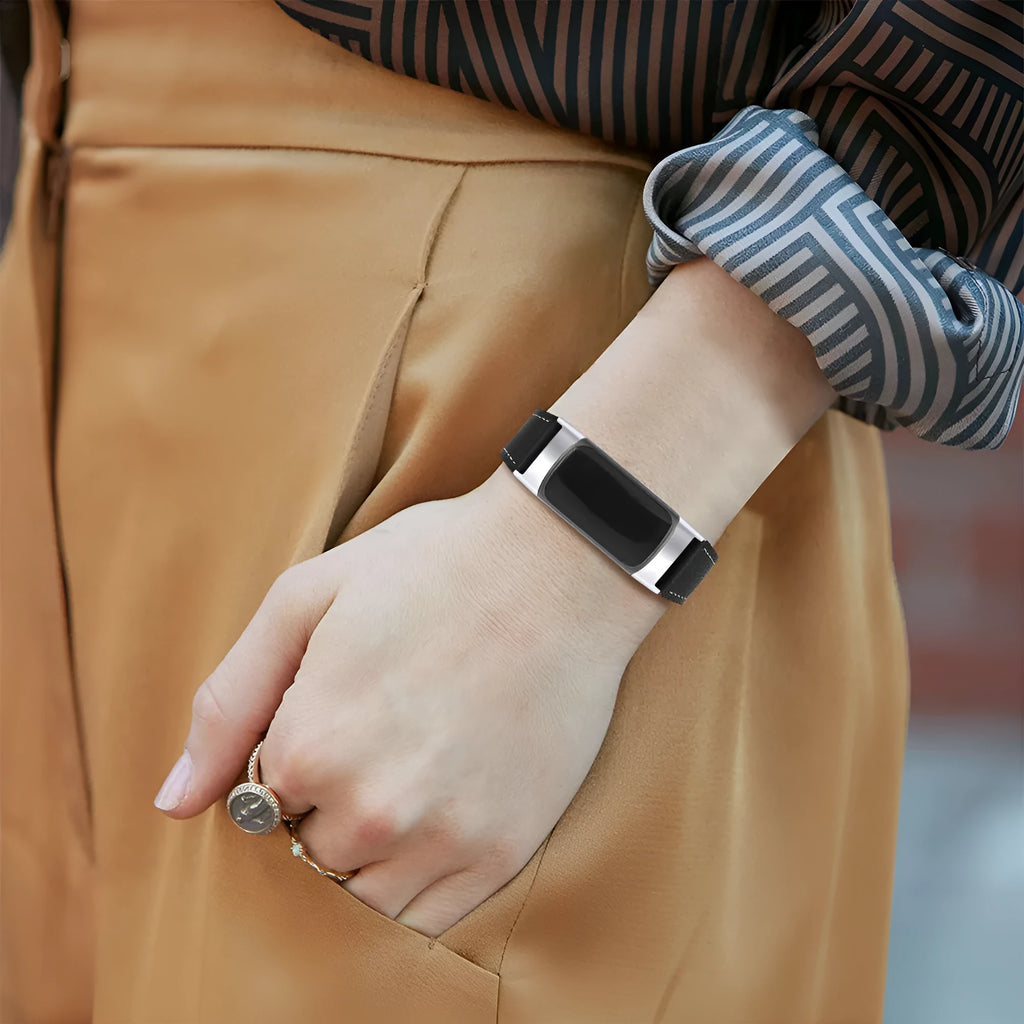 Genuine cowhide leather replacement strap with buckle clasp for Fitbit Charge 5 and Charge 6 smartwatches.
