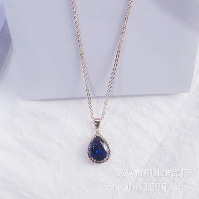 Drop shape women's necklace with rose gold electroplating and rhinestone geometric design in pink colour