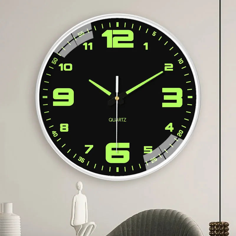 Modern 8 inch diameter luminous plastic wall clock for home and office decoration