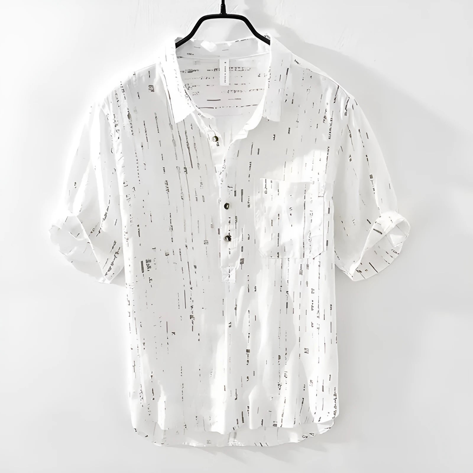 Men's loose fit summer polo shirt in white or black with lapel collar and short sleeves