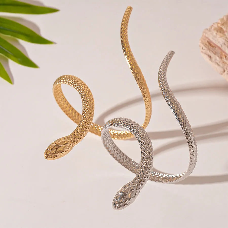 Exaggerated twisted winding simulated snake ring and bracelet two-piece metal jewellery set in gold or silver colour