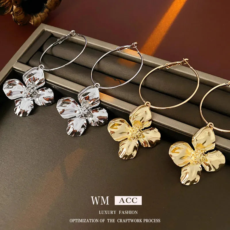 Silver needle geometric flower drop earrings with electroplated gold or silver finish, vintage metal jewellery design