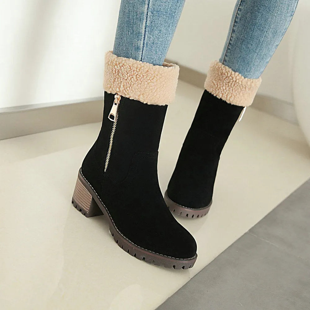 Snow boots with plush lining and rubber insole in black, grey, green, or orange colours