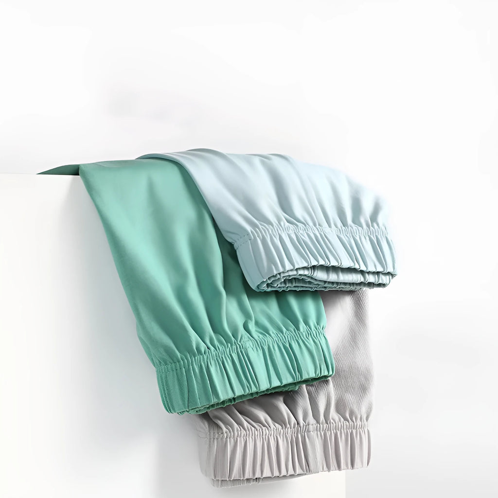 Men's cotton boxer shorts in loose fit for sports with solid colour options