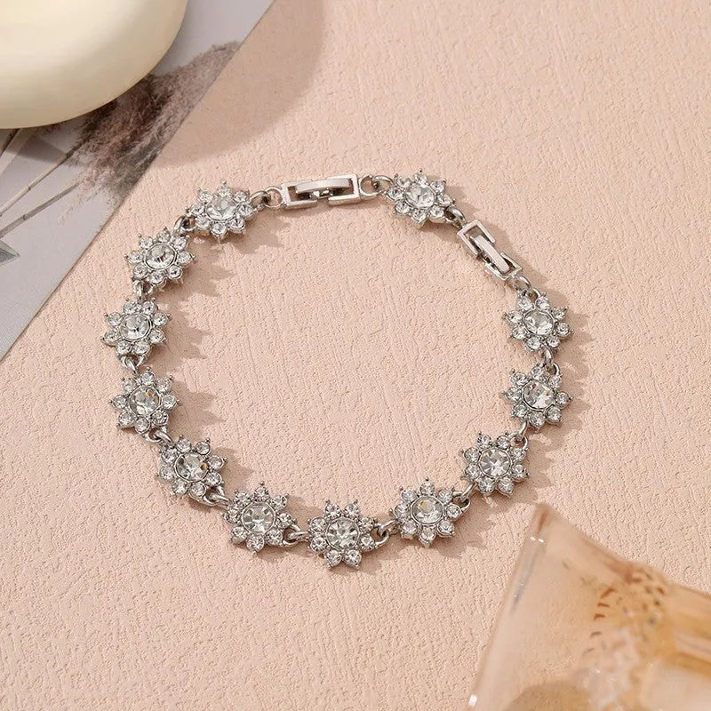 Flower charm bracelet in zinc alloy with electroplated finish and colourful crystal accents