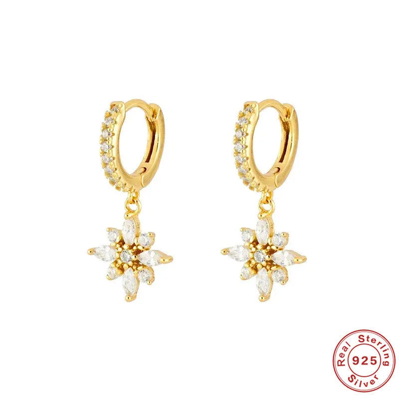 S925 sterling silver snowflake pendant earrings with clear gemstone, in yellow gold or white gold colour finish.