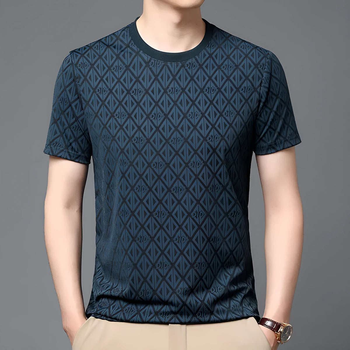 Men's loose fit Jacquard polyamide t-shirt in black colour with short sleeves and antibacterial treatment