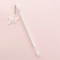 Paper crane rabbit pendant gel pen with 0.38mm tip and 17cm plastic shell.