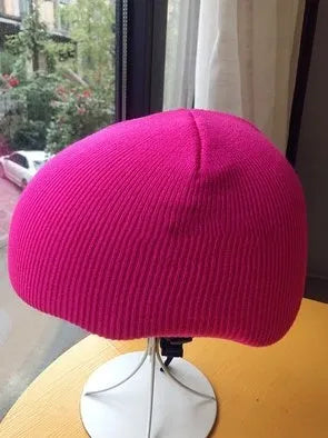 Decorative snow helmet cover in size L available in multiple colours for skiing