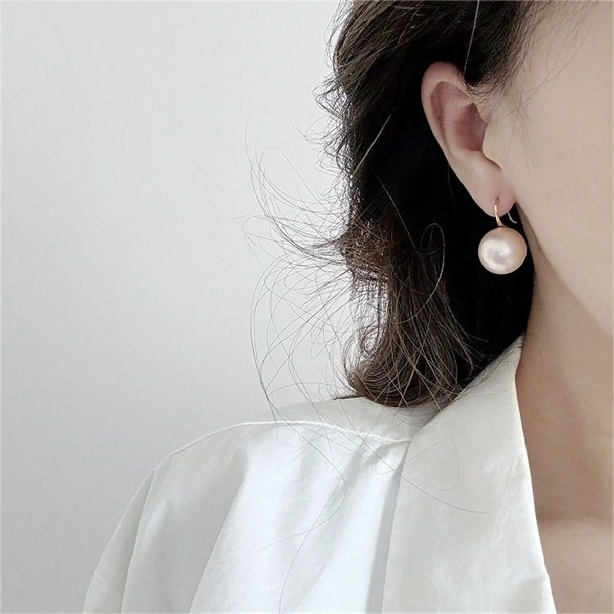C-shaped earrings with 925 silver ear piercing, mother-of-pearl mosaic, 12mm or 14mm pink, colourful, or white beads