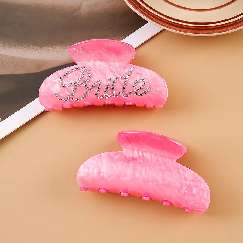 Pink and white 10cm acrylic hair clips with diamond drill decoration and English letters