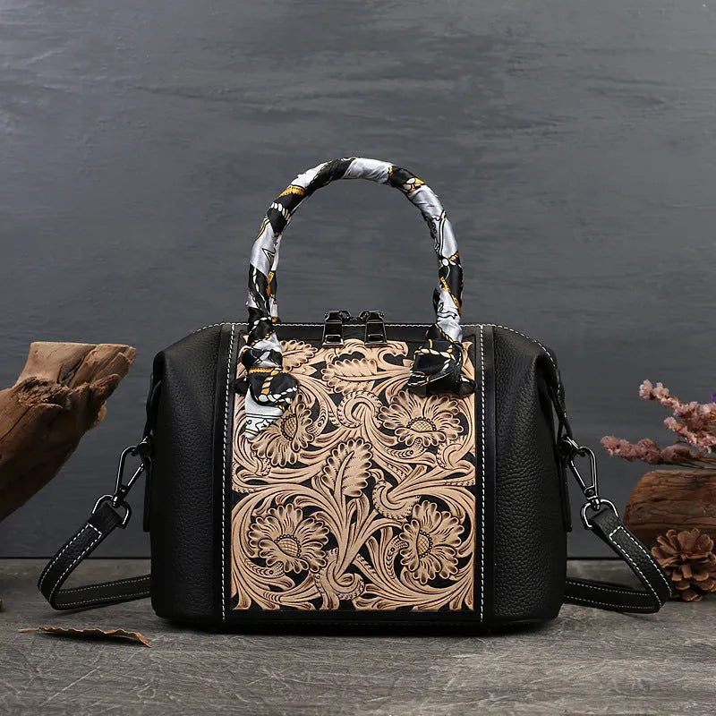 First layer cowhide leather messenger bag in retro style with horizontal square shape