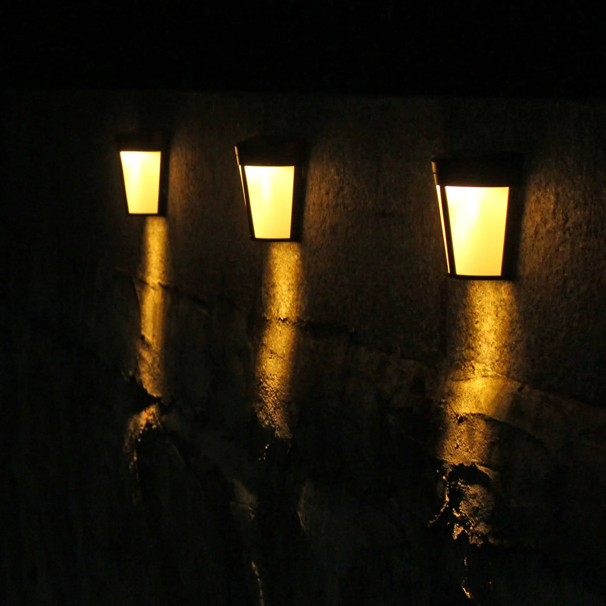 Solar wall lamp with 6 LEDs and IP65 waterproof rating for outdoor garden and courtyard lighting