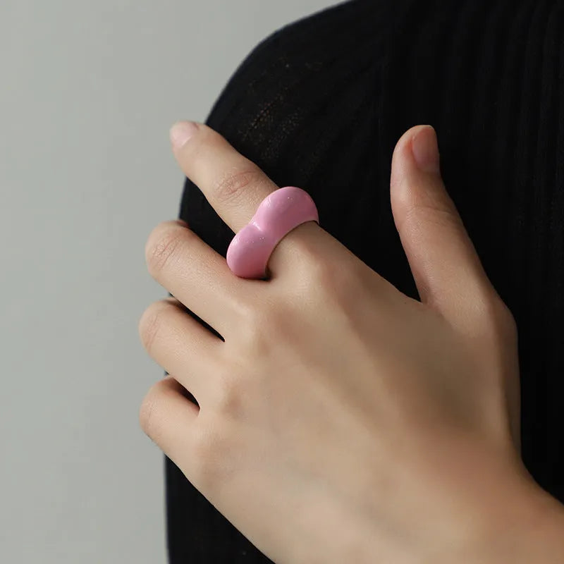 Colourful three-dimensional enamel heart ring in zinc alloy with adjustable sizes