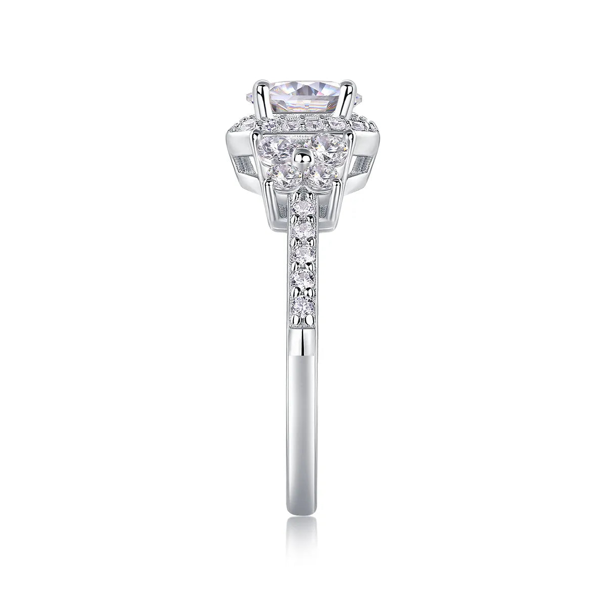 1 carat moissanite wedding ring set in S925 silver with platinum plating, sizes 5 to 9, gift box and GRA certificate