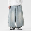 Men's plus size baggy jeans in loose fit with straight legs and low waist