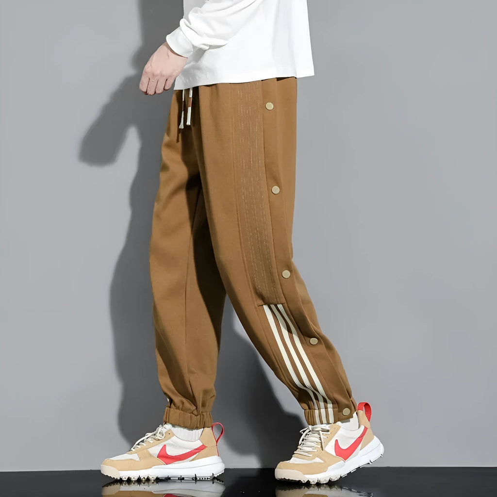 Men's ankle-tied sweatpants in autumn colours with elastic waist and loose sports fit