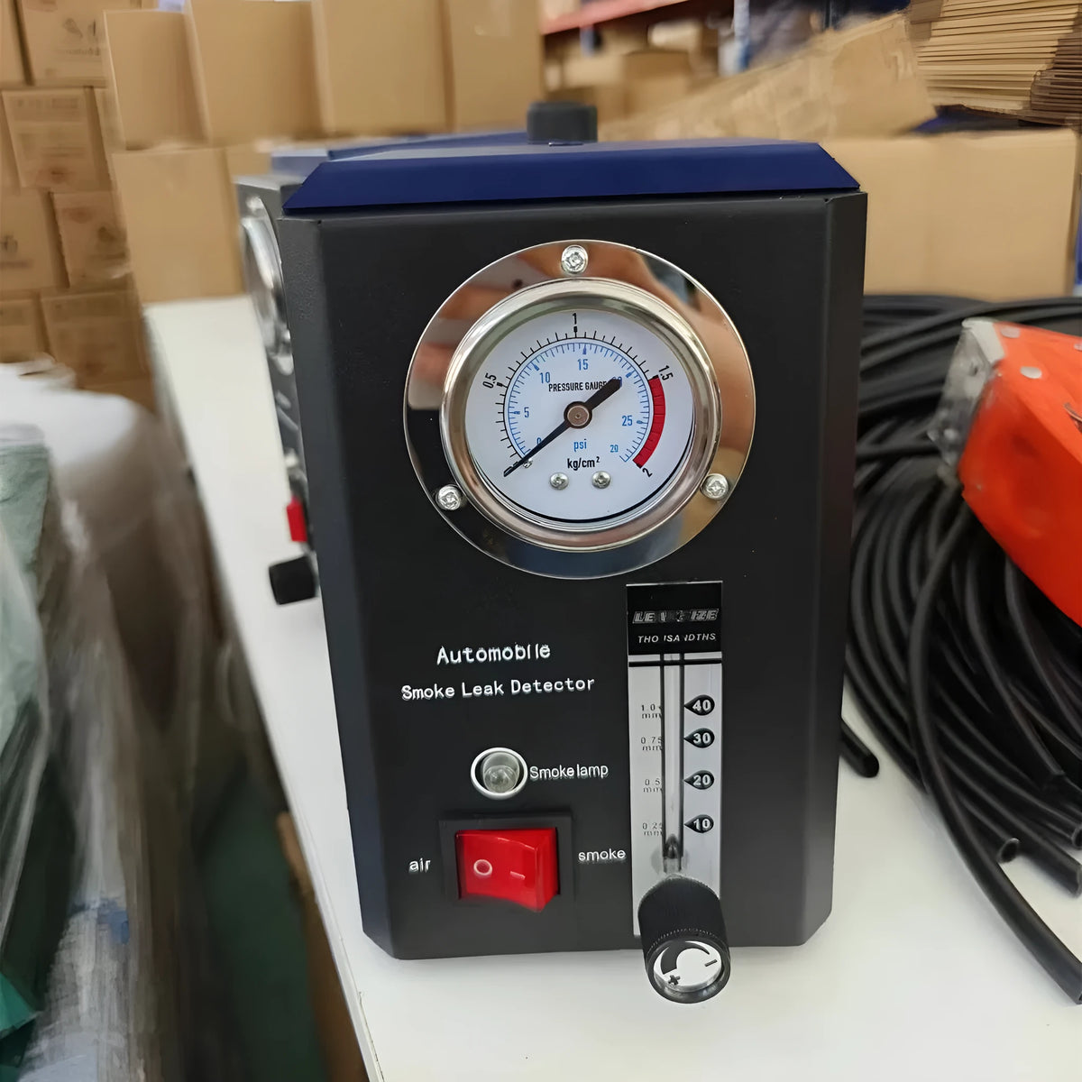 KT9105 English version steel car smoke leak detector for automotive diagnostics