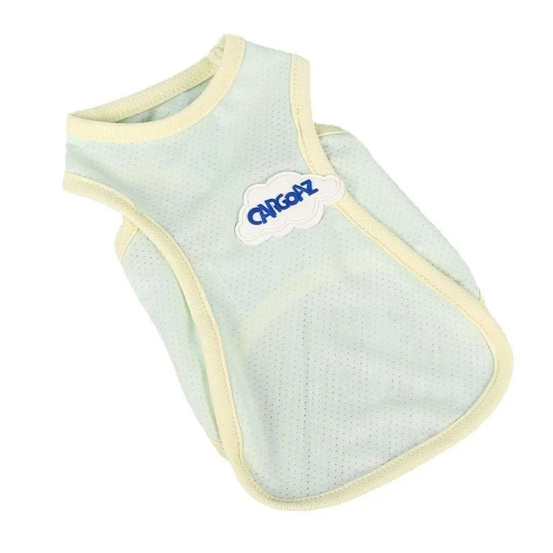 Grass green polyester cat vest for summer wear with anti-lint properties and sports-style design