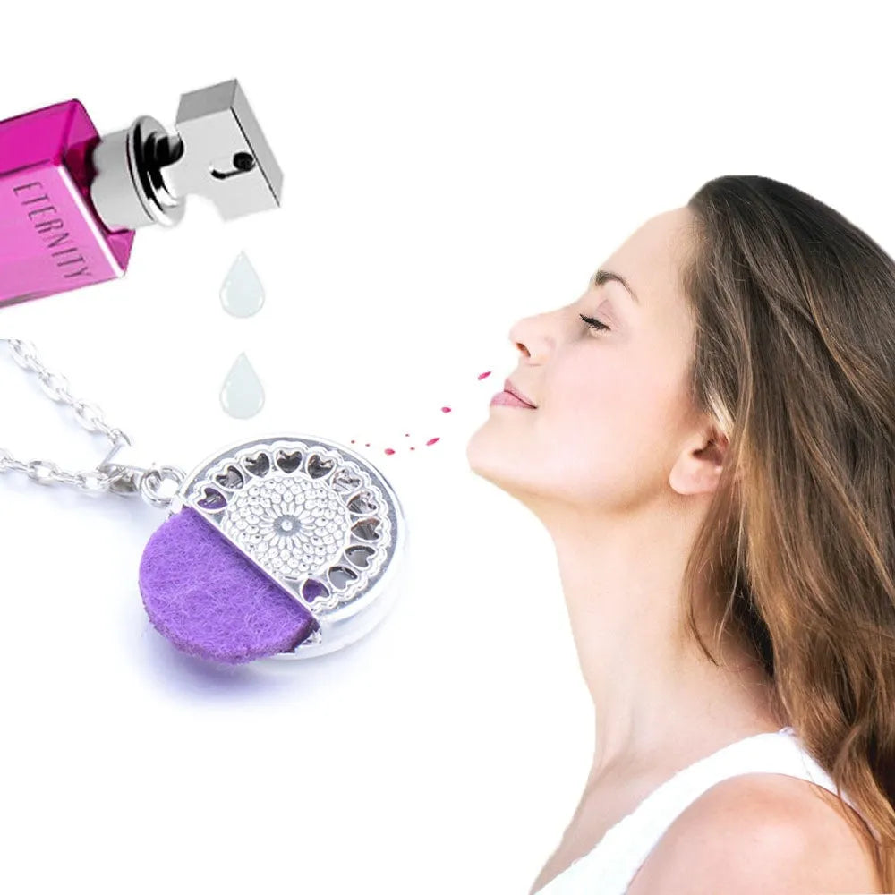 Round zinc alloy pendant diffuser necklace with snake bones chain and small insert pendant in 17, 20 or 23 style