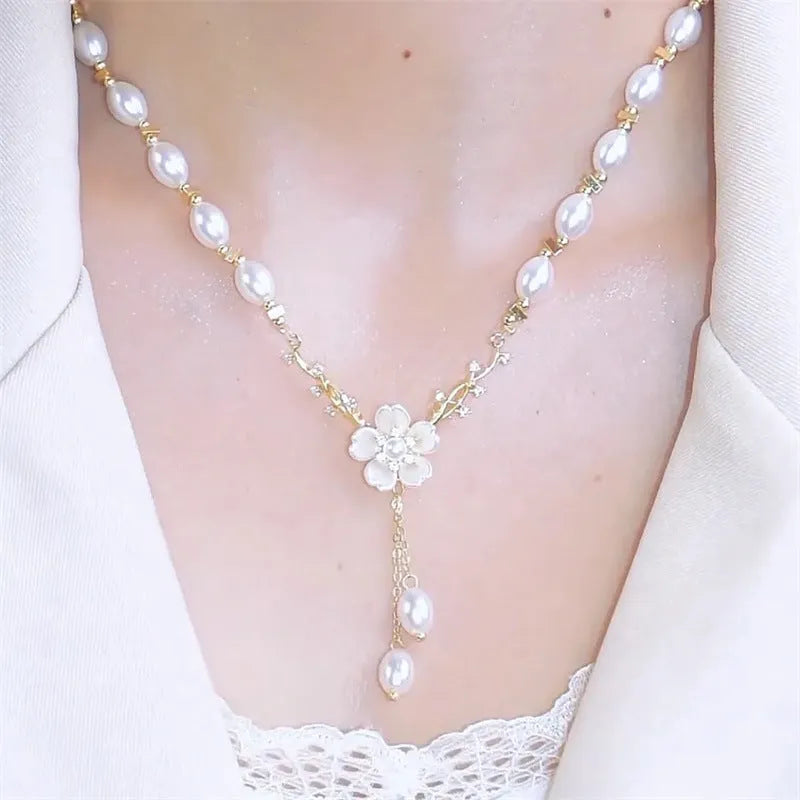 Alloy pearl flower necklace with rose pendant on adjustable chain