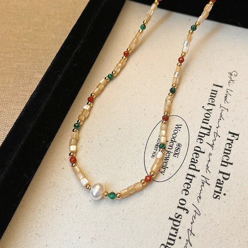 Women's pearl necklace with geometric pendant on a 41-50cm zinc alloy clavicle chain, available in freshwater pearl and apricot shell options