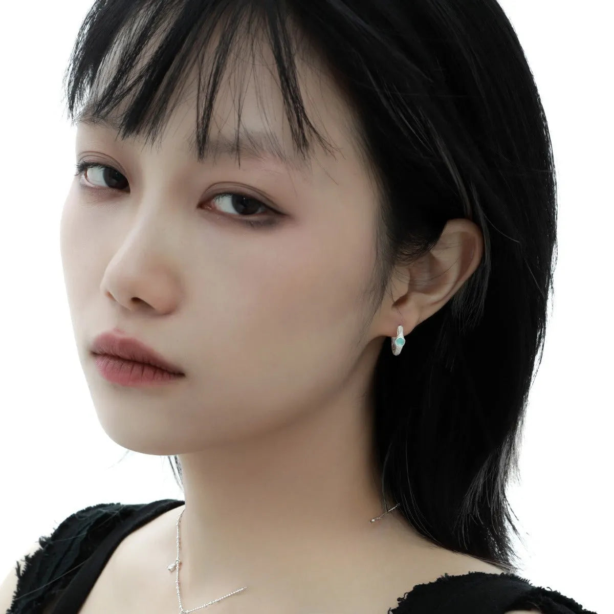 Burnt silver geometric ear clips for women with round elements and 925 silver material