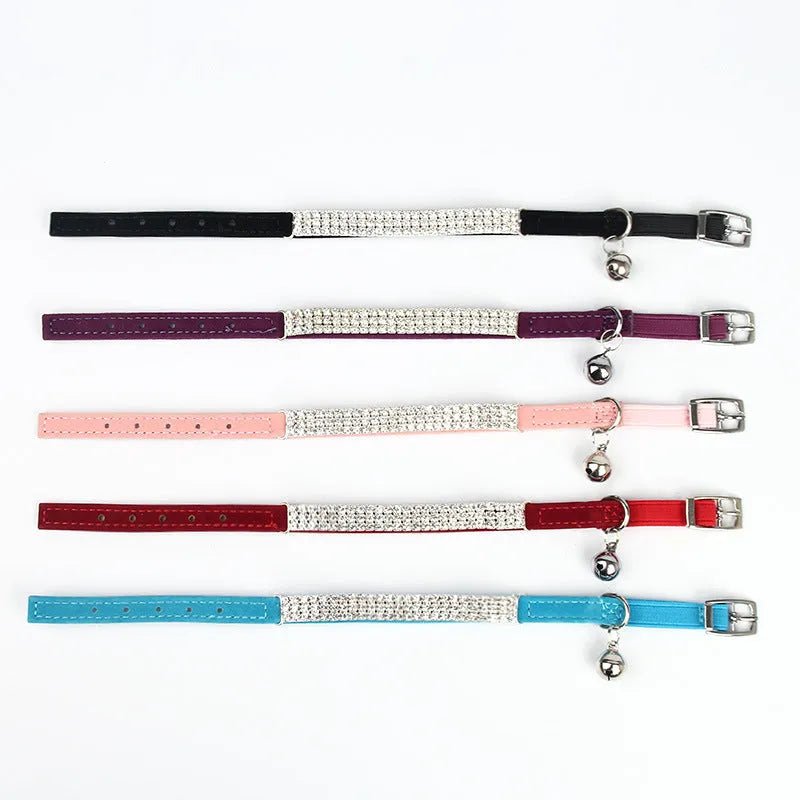 Velvet cat collar with rhinestone decoration showing adjustable 20-30 cm length